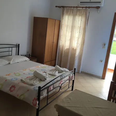 Depis Aqua Beachfront Apartment